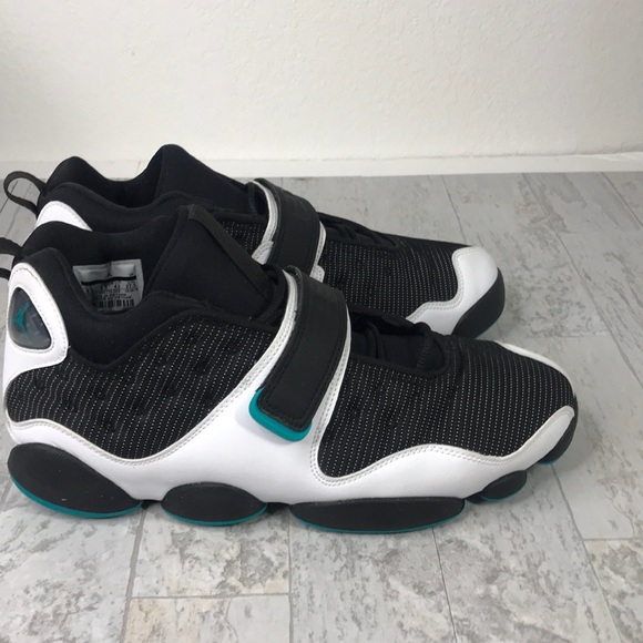 jordan black cat black turbo green